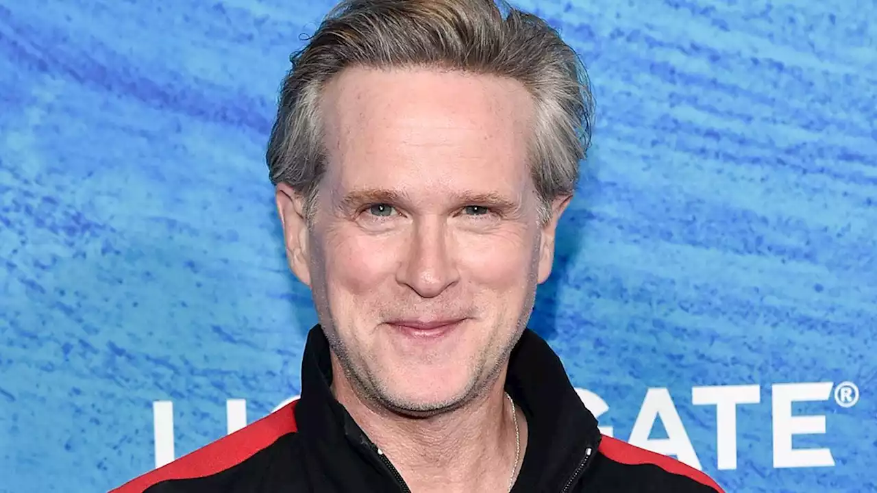 Princess Bride actor Cary Elwes airlifted to hospital after rattlesnake bite