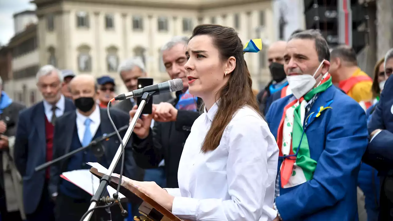 25 aprile. Sul palco di Milano c'è Irina, arrivata da Bucha: 'Sono partigiana con il mio discorso'