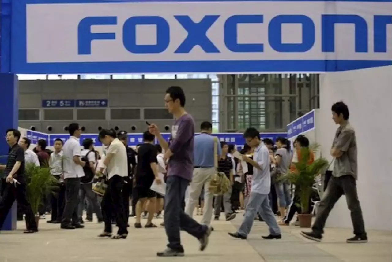 Foxconn Tangguhkan Operasi Dua Pabrik di China |Republika Online