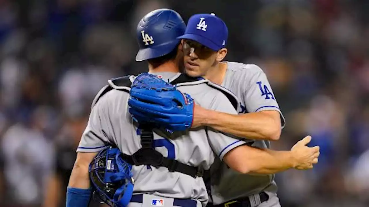 Buehler gets 1st career shutout, Dodgers blank D-backs 4-0