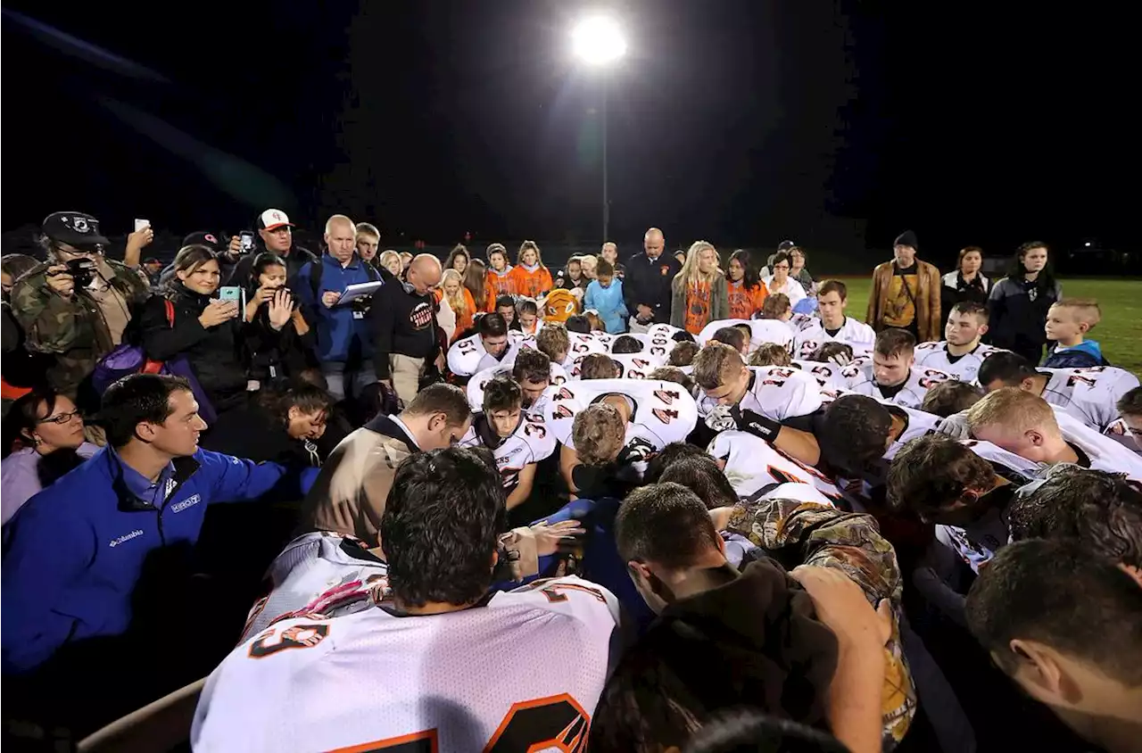 US Supreme Court to hear case of Washington football coach who led students in prayer