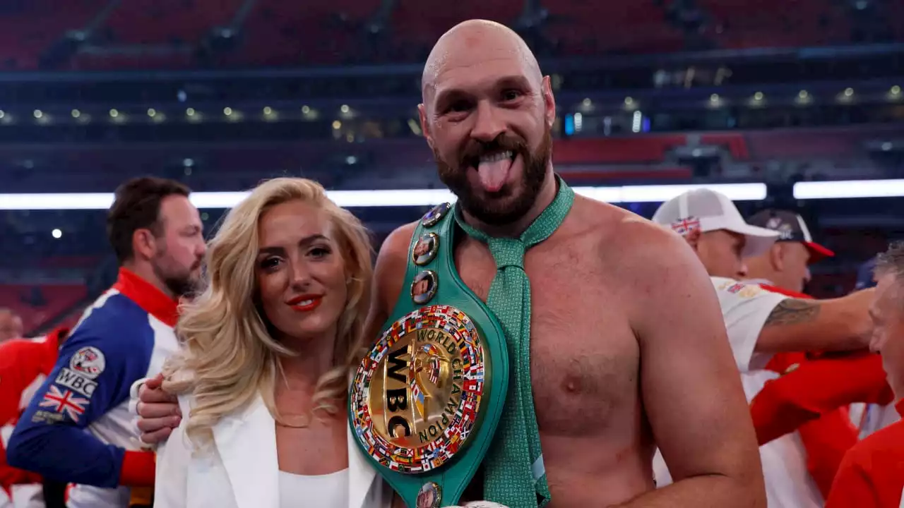 Tyson Fury fährt mit dem Rolls Royce zu McDonalds - Feiert Box-Rente