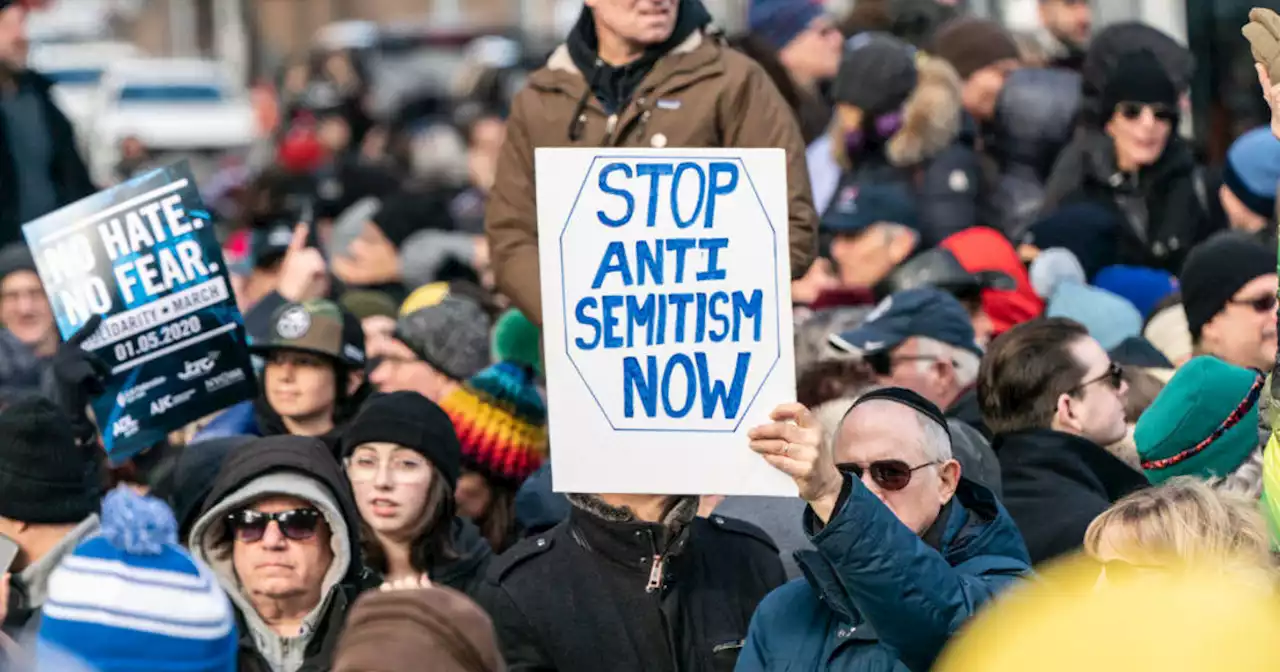 Antisemitic incidents jumped 34% in 2021 over prior year, new report finds