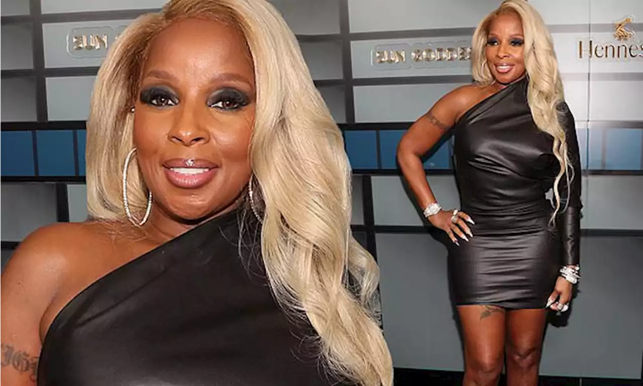 Mary J. Blige turns heads at an event in New York City's Times Square