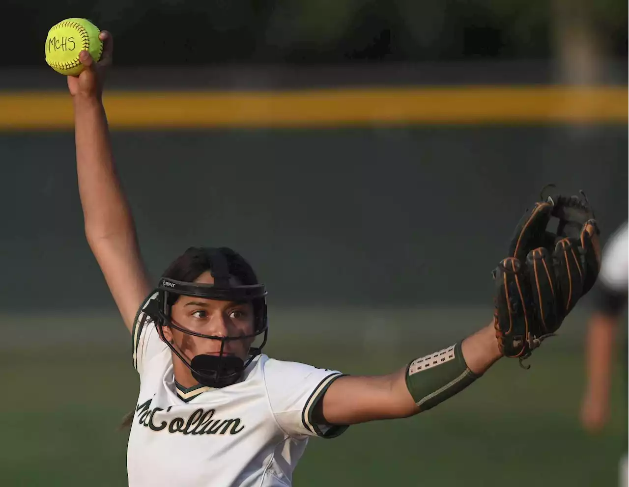 Softball: First-round playoff schedule for the San Antonio area.