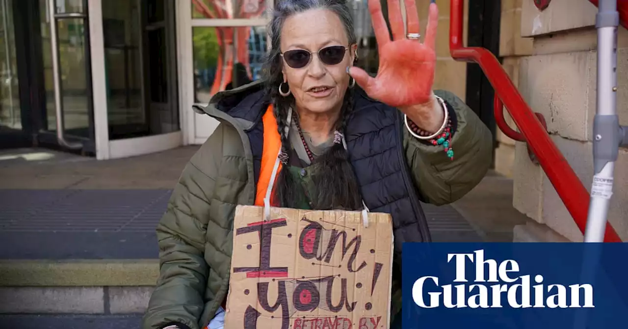 Insulate Britain members disrupt trial by gluing hands to court furniture