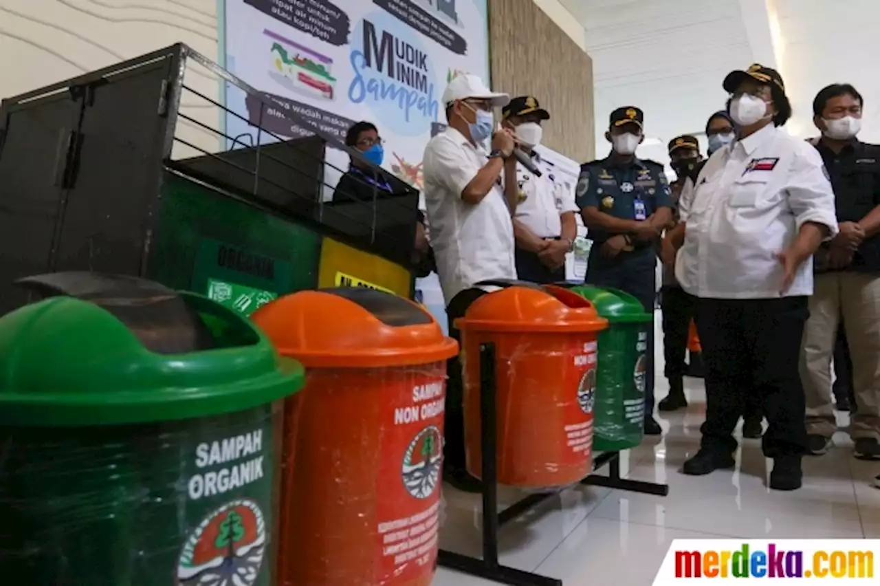 Foto : Menteri LHK Tinjau Pengelolaan Sampah Pelabuhan Tanjung Priok Jelang Mudik | merdeka.com