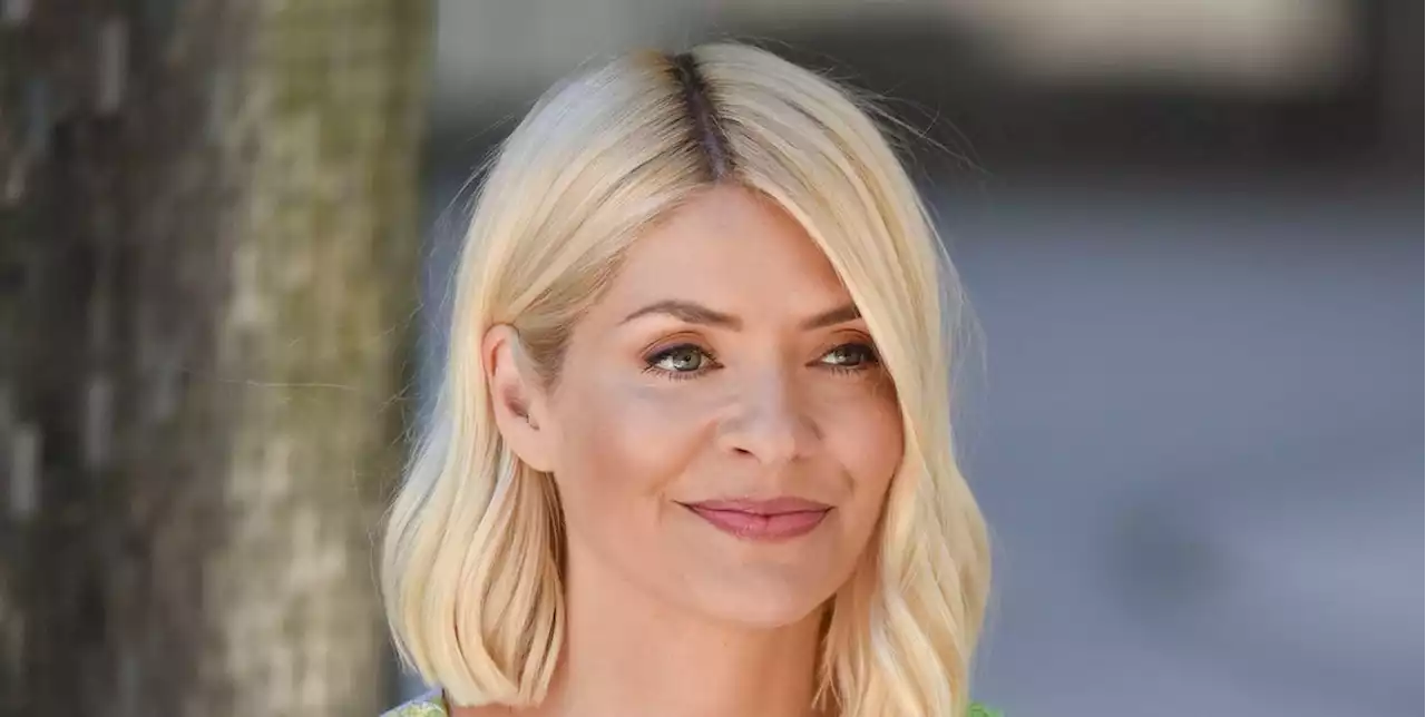 Holly Willoughby wows in the perfect summer wedding guest dress on This Morning