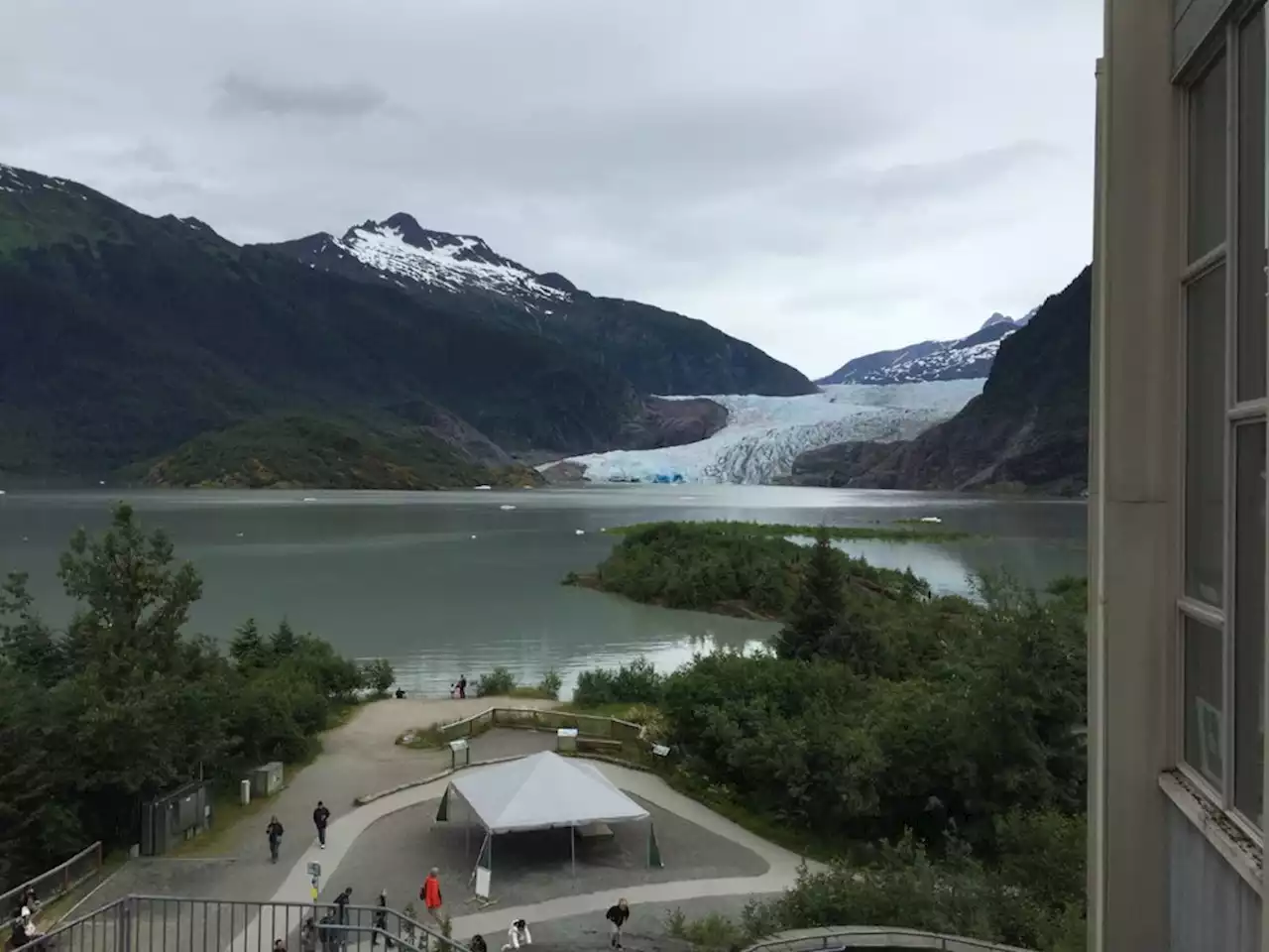 Gov. Mike Dunleavy says Alaskans can use motorized boats on Mendenhall Lake