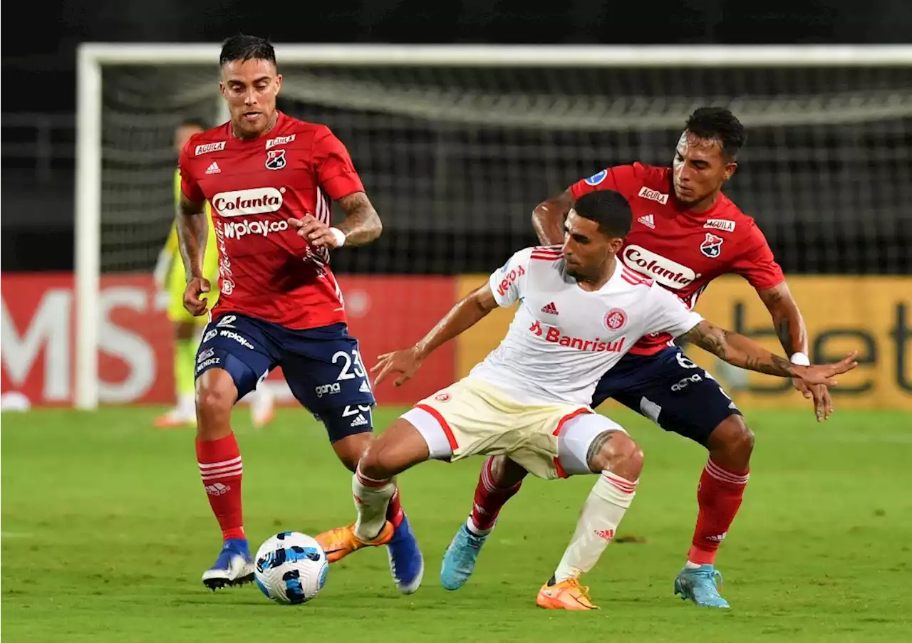 A Medellín le costó no jugar en el Atanasio y cayó ante Internacional por Sudamericana