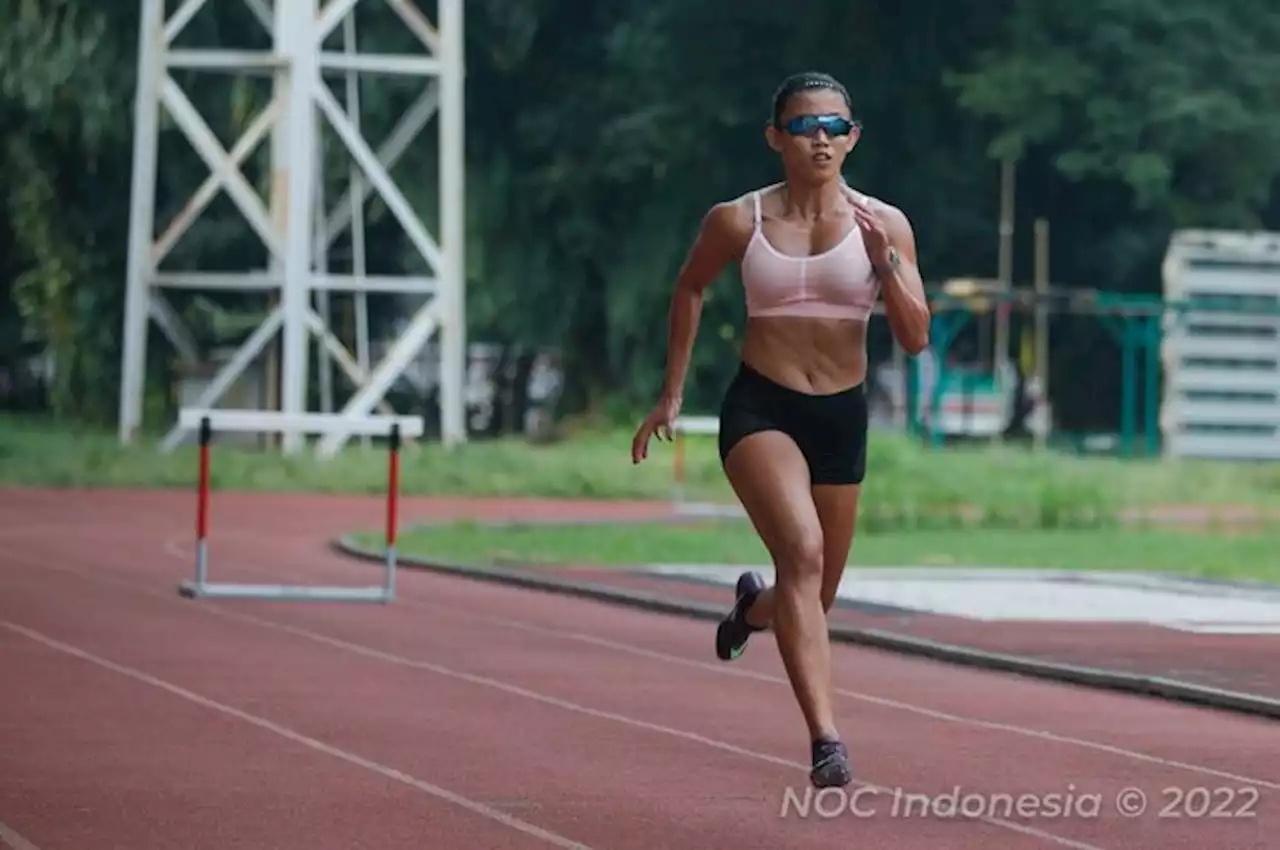 Emilia Nova Jadi Wanita Pertama Pembawa Bendera Kontingen Indonesia di SEA Games - Bolasport.com