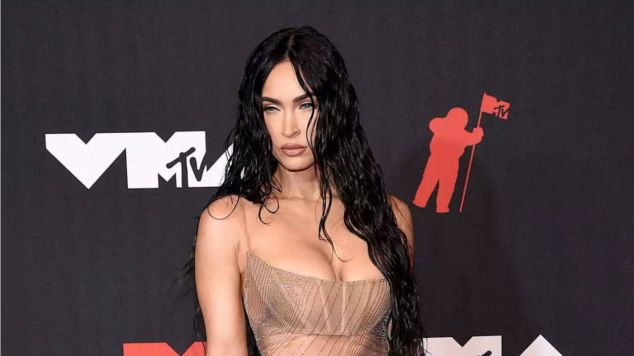 Megan Fox trinkt „gelegentlich“ das Blut ihres Verlobten