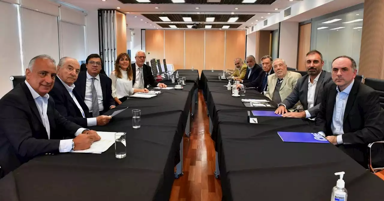 Paritarias 2022: uno por uno, qué gremios cerraron acuerdos con aumentos salariales del 50%