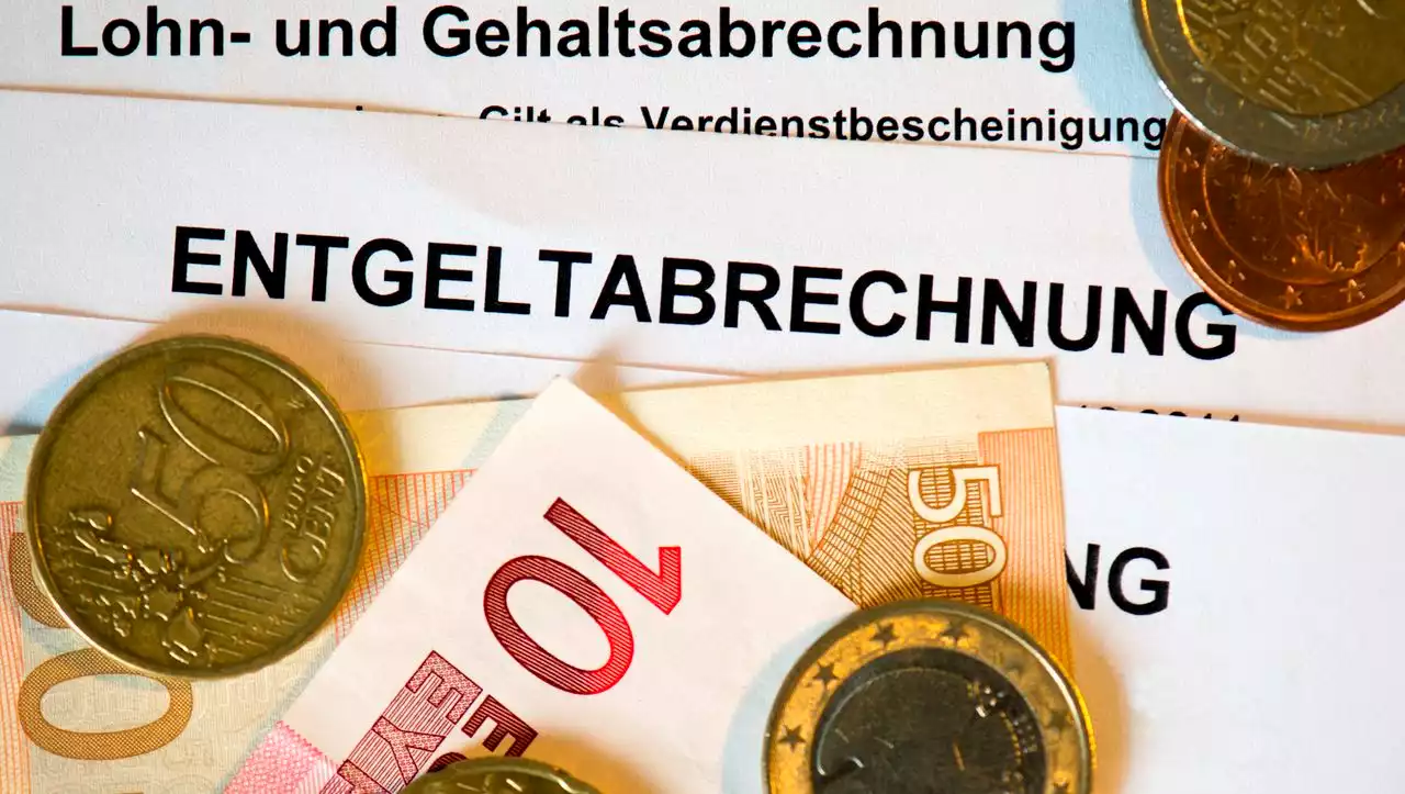 (S+) Inflationsrechner: So stark frisst die Inflation Ihr Gehalt auf