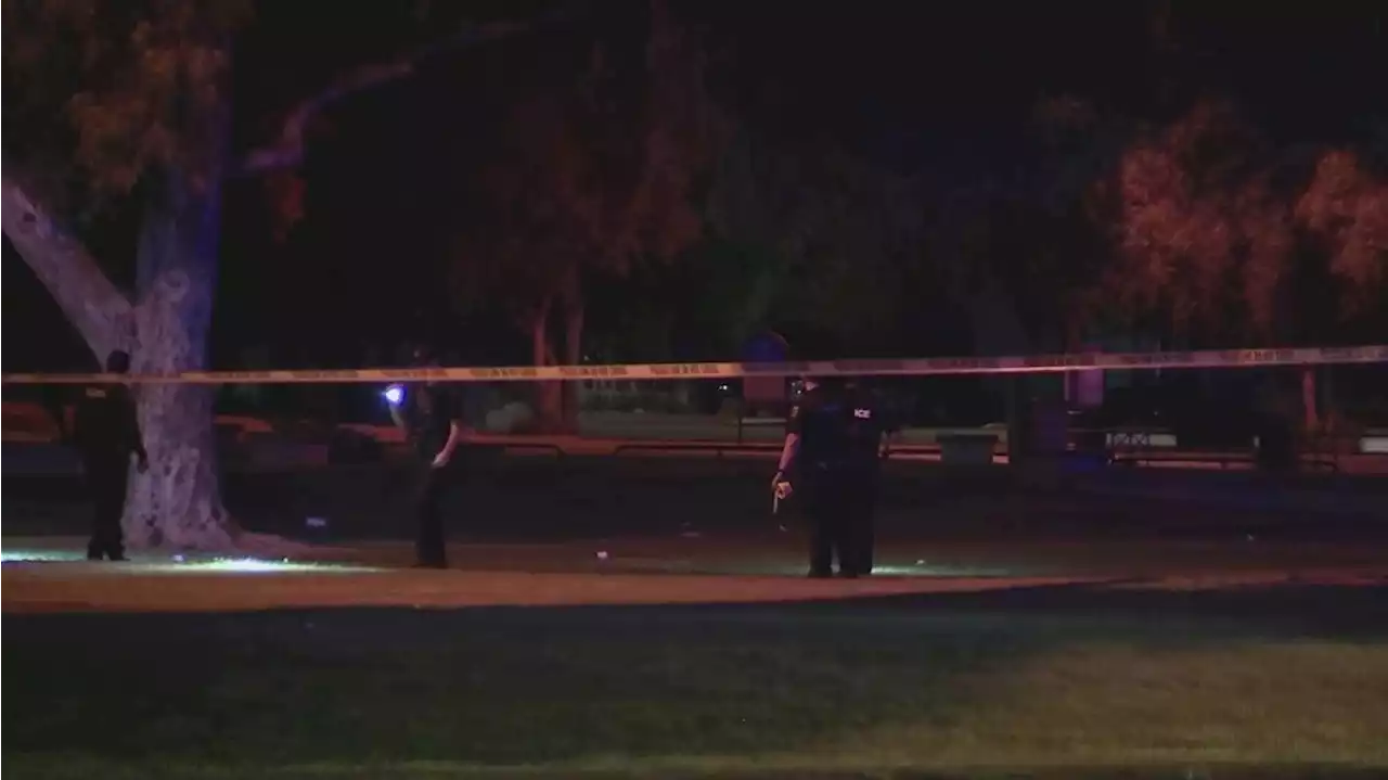 Police looking for suspect in Glendale park shooting