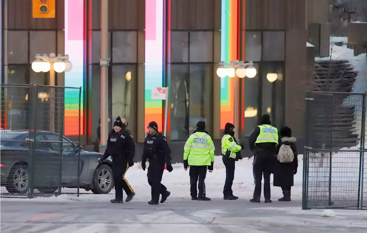 Ottawa police promise heavy presence, arrests for hate as biker convoy to descend on capital