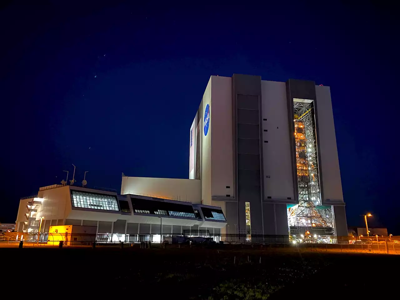 Nasa Moon rocket test flight delayed amid repairs and test complications