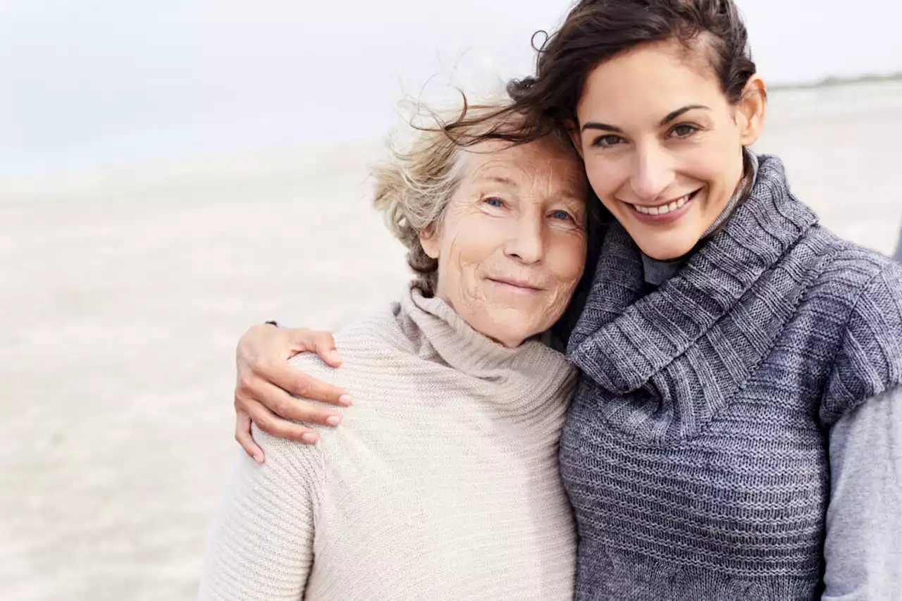 Festa della Mamma 2022, una calla per la ricerca sull'Alzheimer - iO Donna