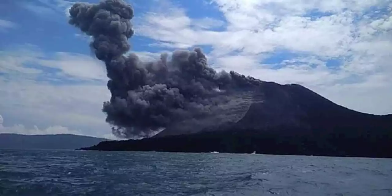 BNPB Soal Gunung Anak Krakatau: Berpotensi Timbulkan Tsunami