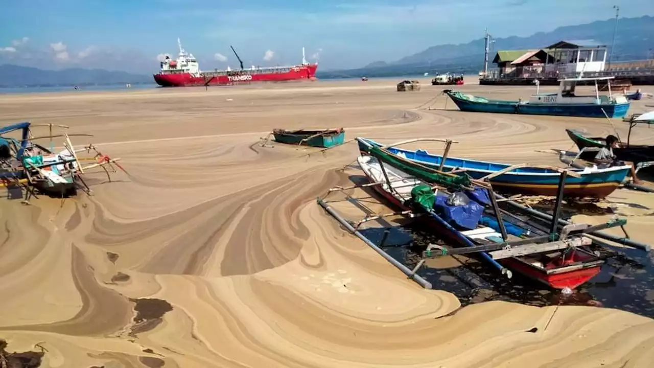 Top 3 Berita Hari Ini: Teluk Bima Tercemar Limbah Misterius Berbentuk Jelly