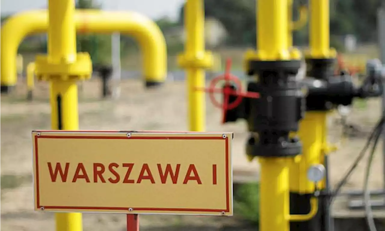 Moscow to turn off Poland's gas in row over payment in roubles