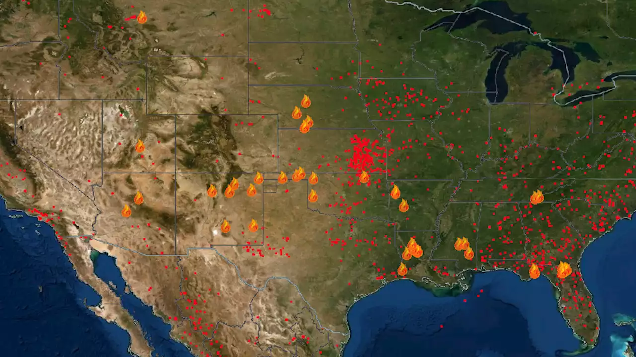 Map Shows Growing Number of Wildfires Sweeping Across US