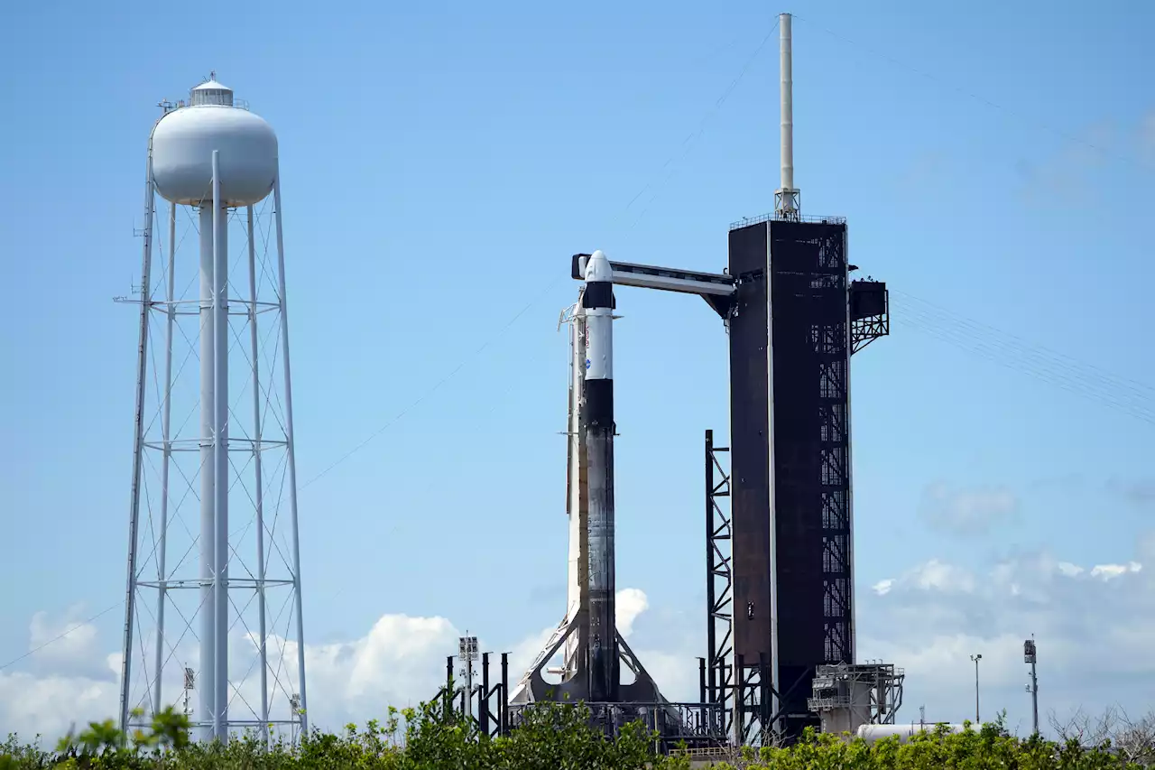 SpaceX launches 4 astronauts for NASA after private flight