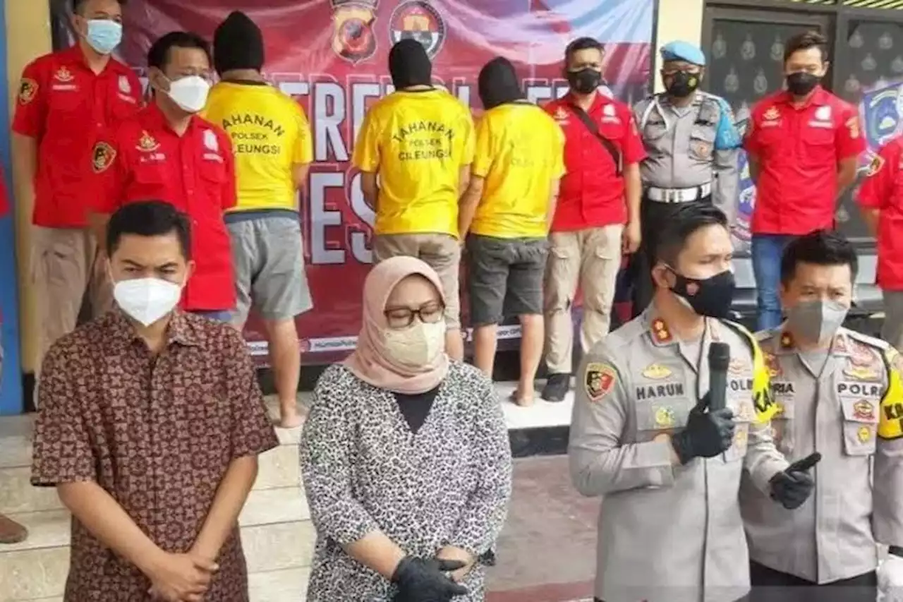 KPK Sita Sejumlah Uang Saat OTT Bupati Bogor Ade Yasin - Pikiran-Rakyat.com