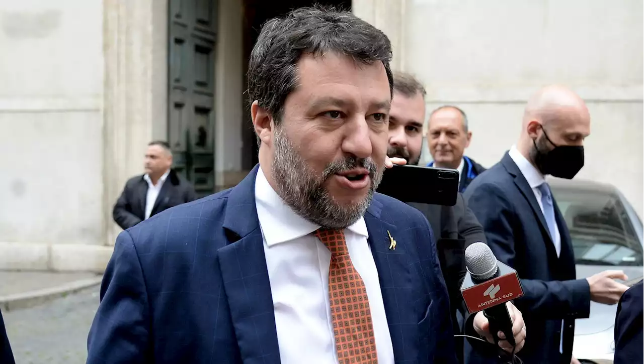 Salvini a Draghi: 'Per l'Ucraina si parli anche di pace non solo di armi'