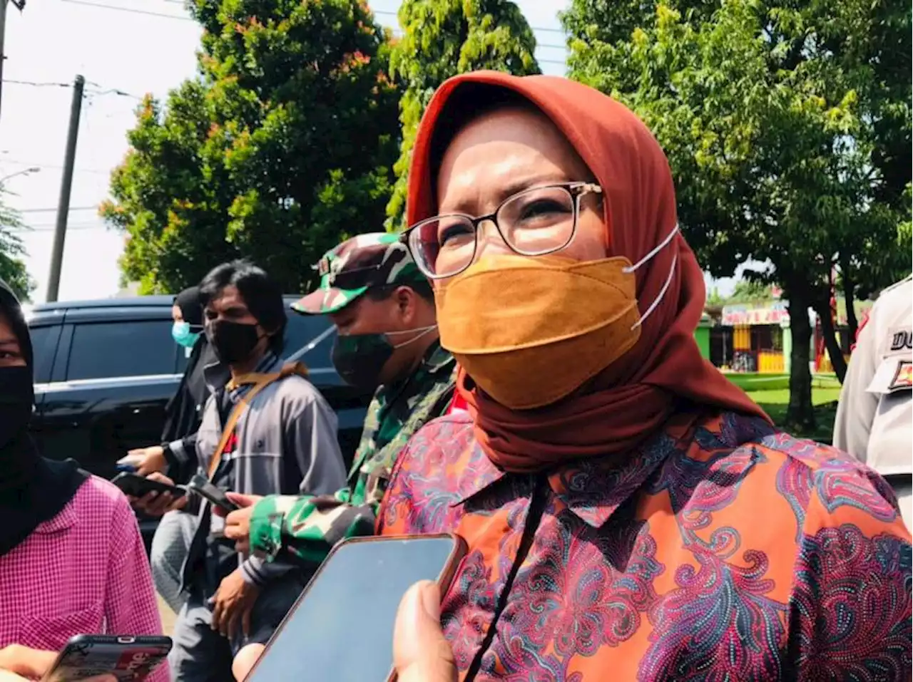 Bupati Ade Munawaroh Yasin Susul Kakaknya Ditangkap KPK |Republika Online