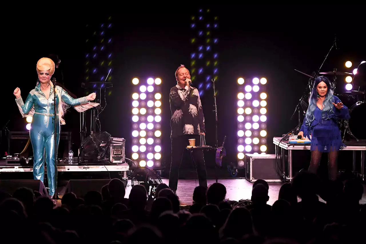 The B-52s Will Board Up the Love Shack After Farewell Tour This Year