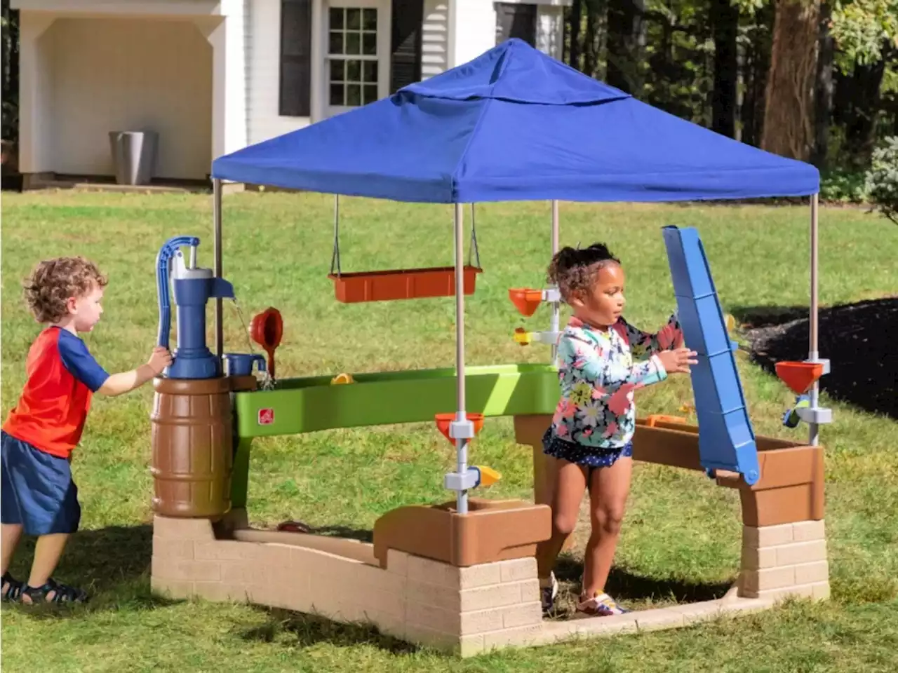 This TikTok-Viral Outdoor Water Table is Perfect for Warm-Weather Fun — & It's Under $200