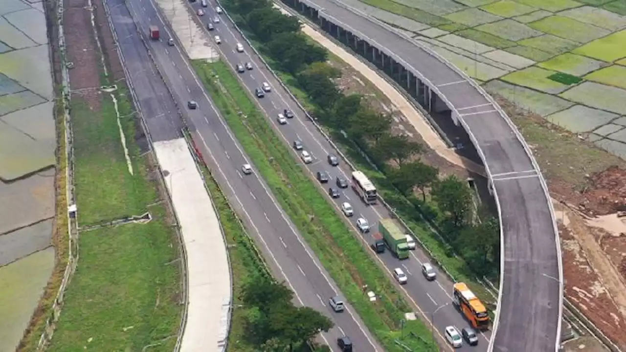 H-5 Lebaran, Tol Cikopo-Palimanan Mulai Dipadati Pemudik