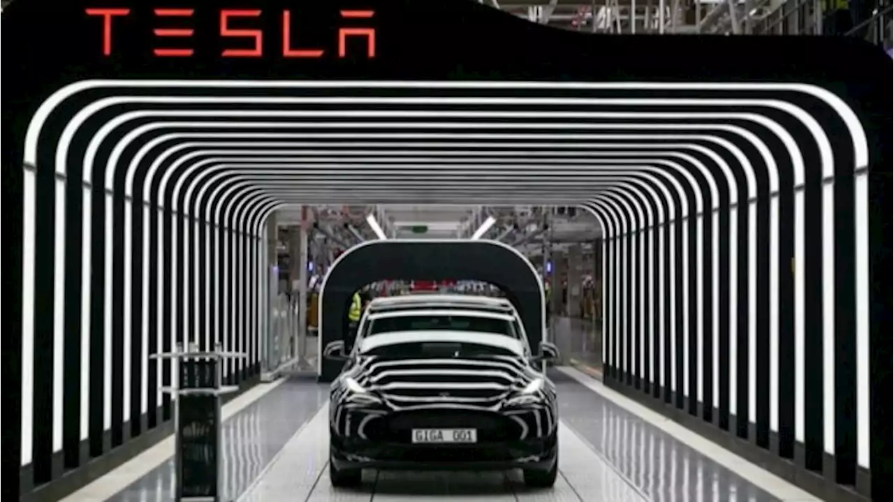 Tesla Hilang Nilai 126 Miliar Dolar, Khawatir Dana Pembelian Twitter