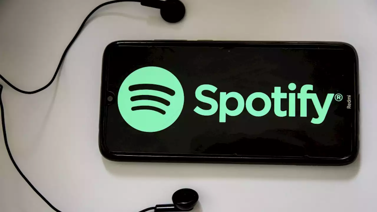 Spotify Zooms to 422 Million Users in Q1, Growing Overall Listeners Amid Rogan Controversy and Loss of Russia Subscribers