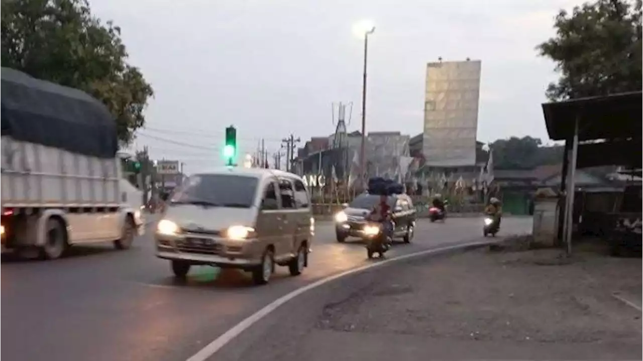 Jalur Selatan Jawa Tengah Mulai Ramai Pemudik Bersepeda Motor