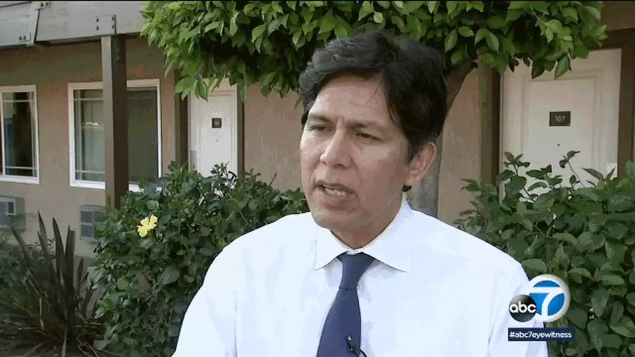 LA mayor's race: Hotel shelter program spotlights how Kevin de León would combat homelessness