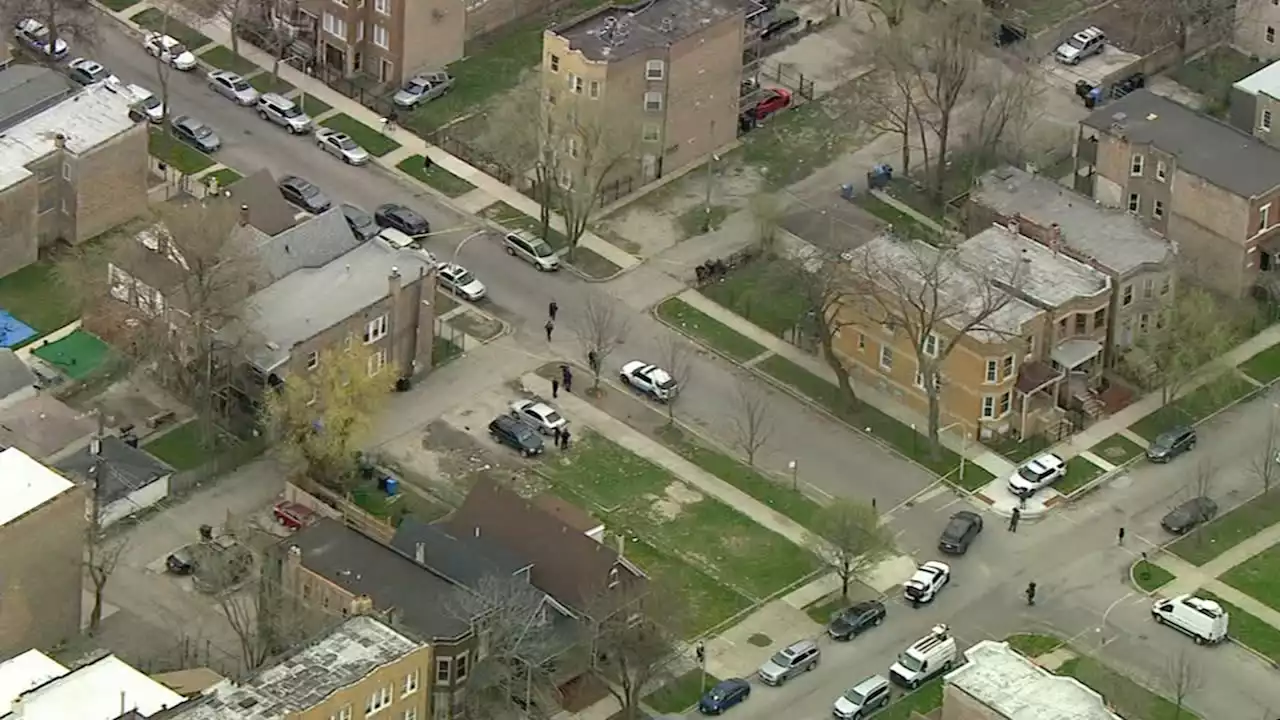 West Garfield Park drive-by shooting leaves 4 injured, including teen, Chicago police say