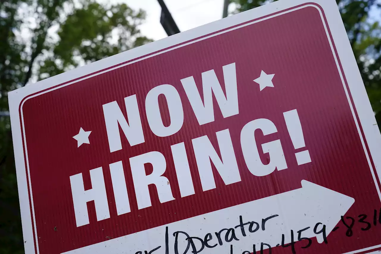 Fewer Americans file for jobless claims last week