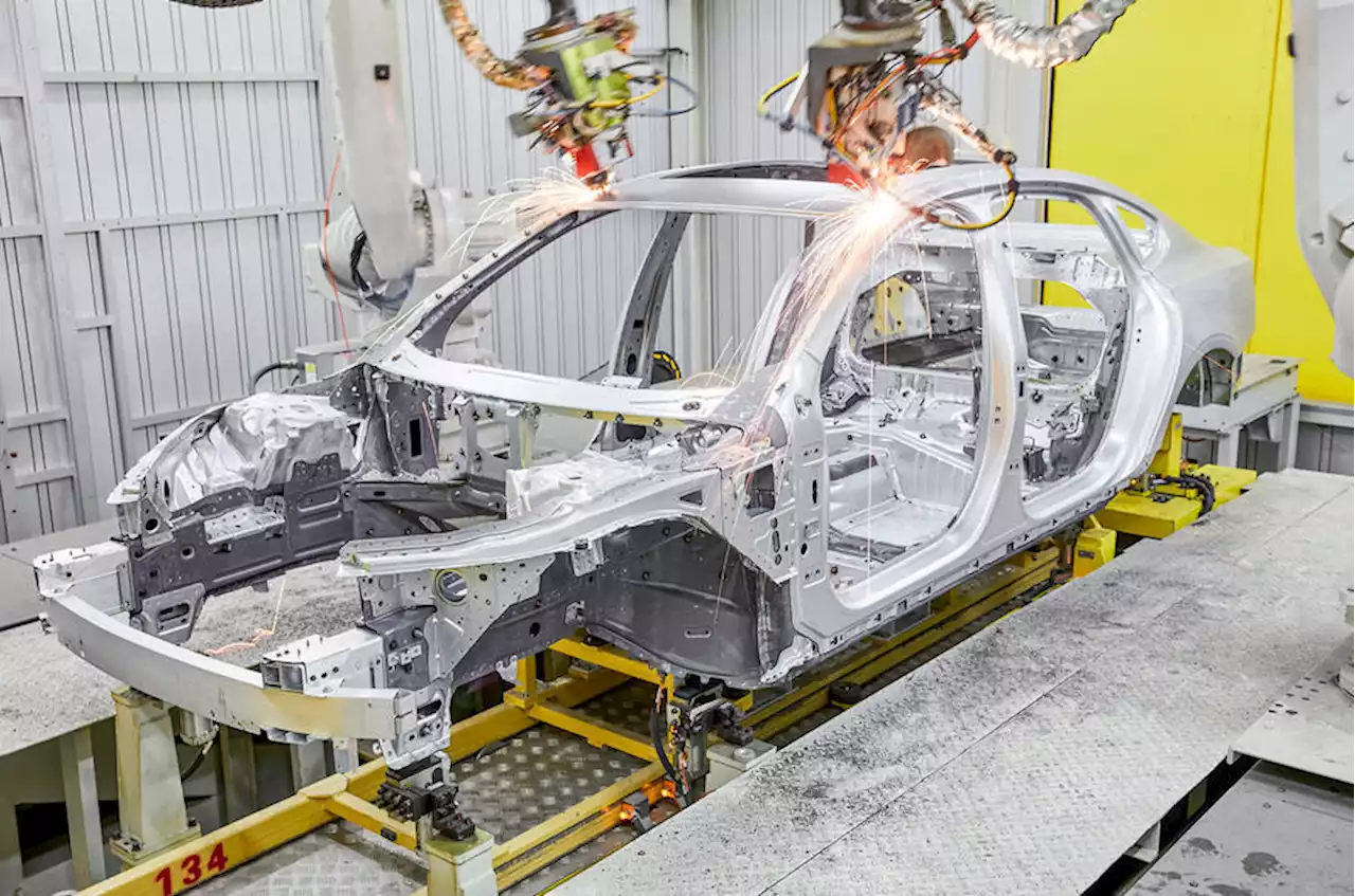 UK car production falls 44.4% in March; quarterly figure plummets | Autocar