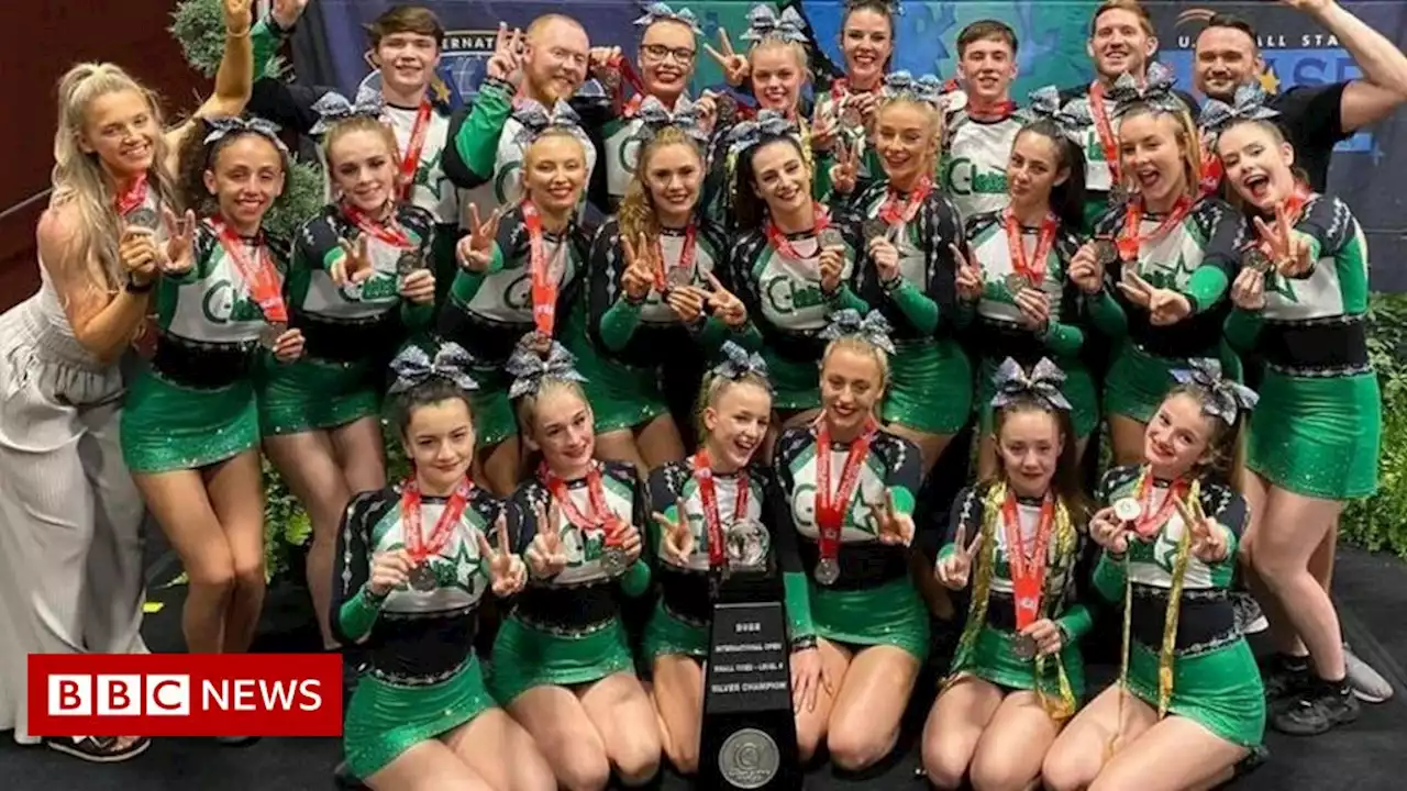 Nottingham cheerleaders win major prize at US contest