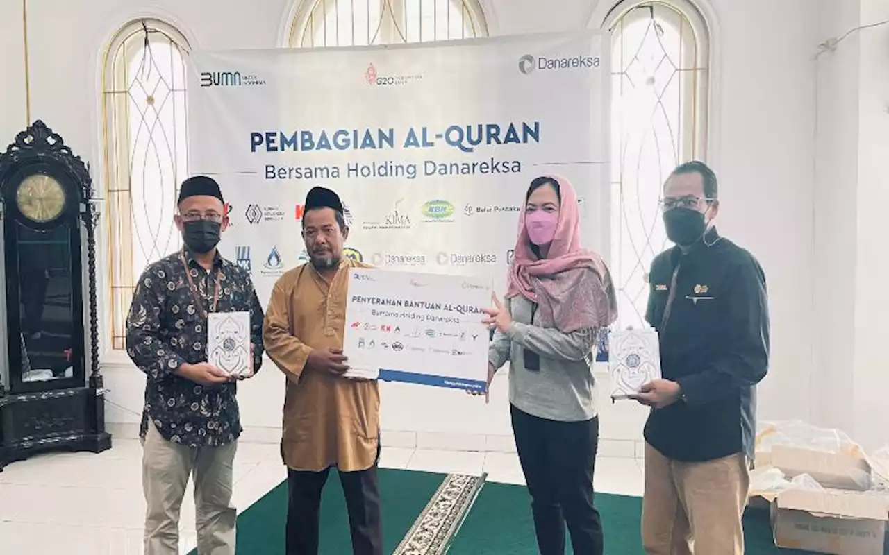 Sambut Idul Fitri, Holding Danareksa Bagikan 1.248 Al Quran dan Paket Sembako | Market - Bisnis.com