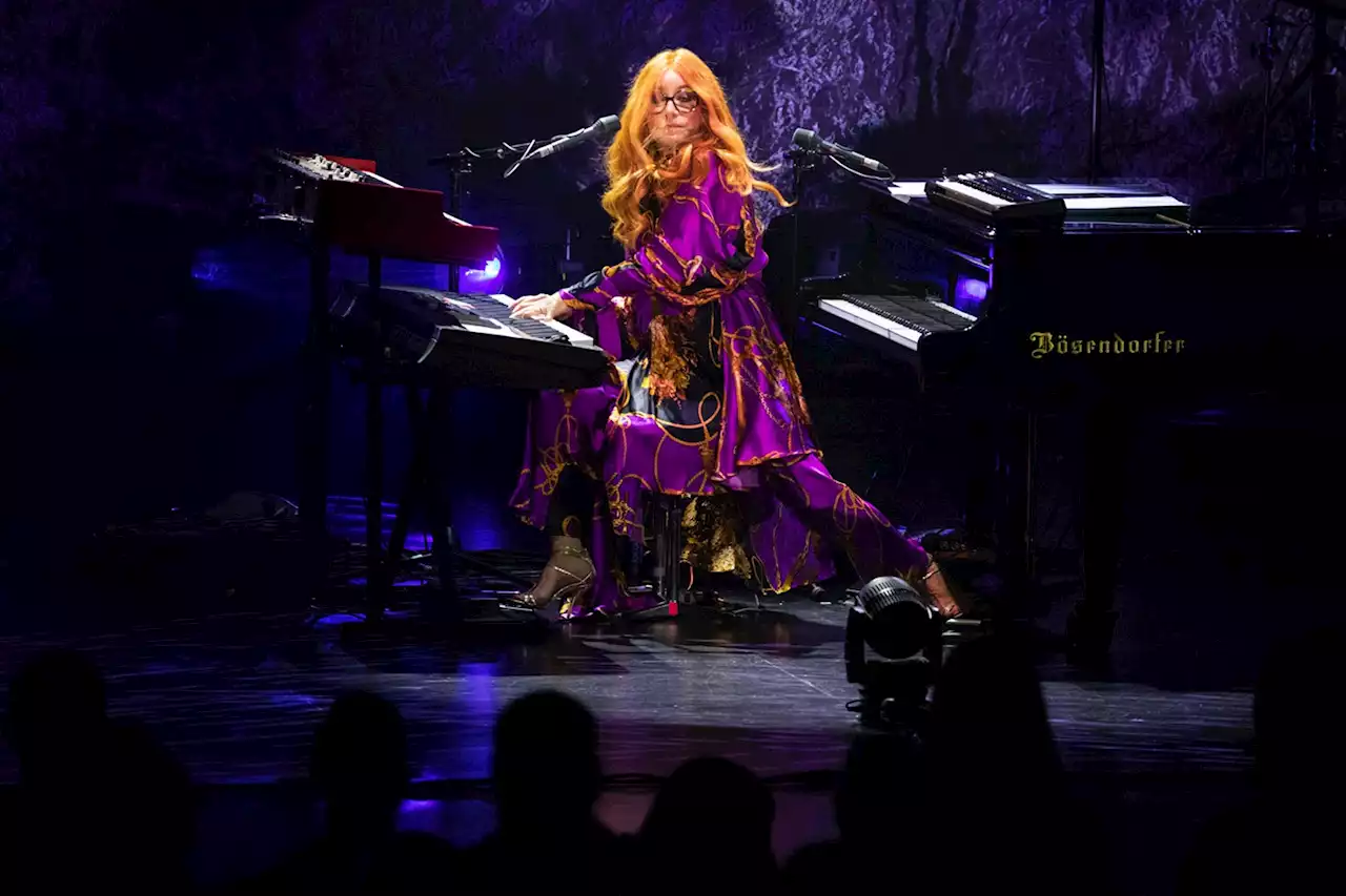 Review: Tori Amos Brings Undimmed Intensity to Her First Show in Dallas in 8 Years