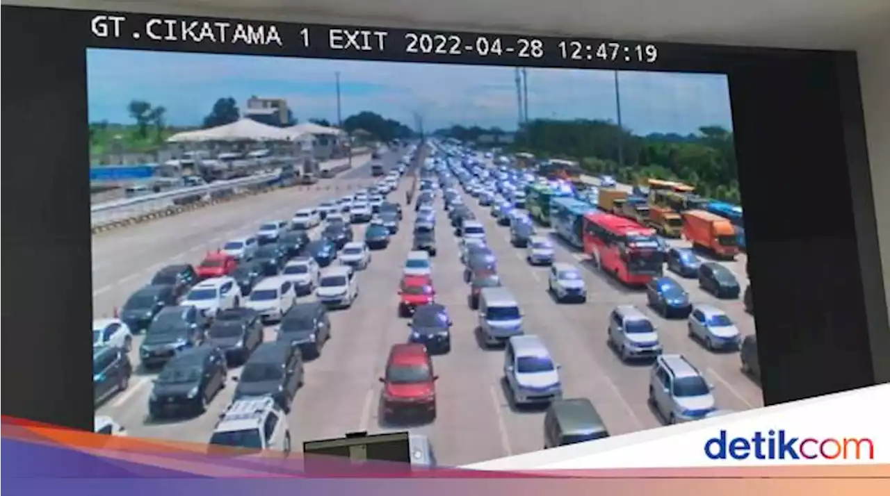 GT Cikampek Utama Macet 4 Km Siang Ini, Begini Penampakanannya