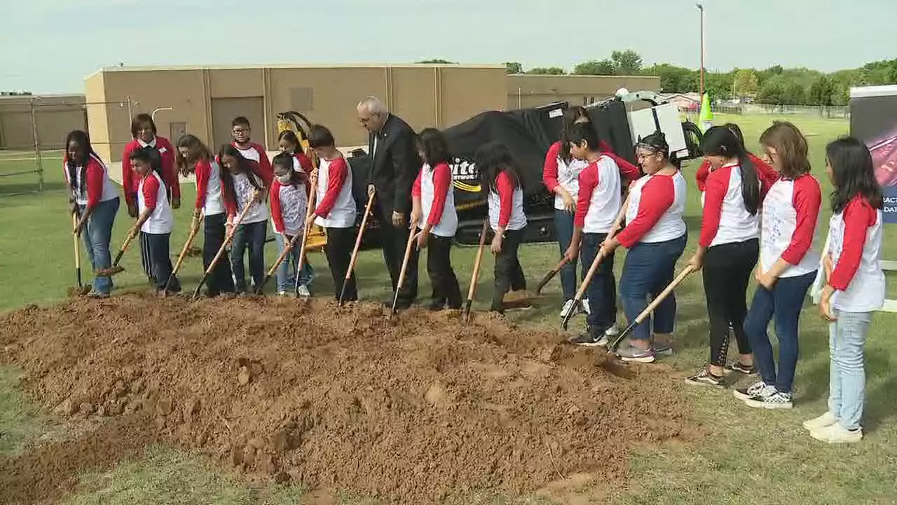 Arlington ISD breaks ground on districtwide fiber optic network