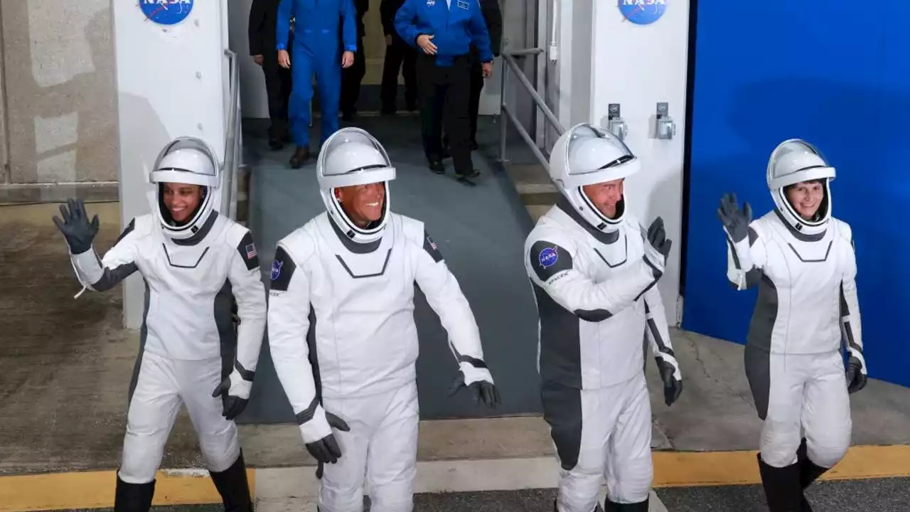 SpaceX launches 4 astronauts for NASA after private flight