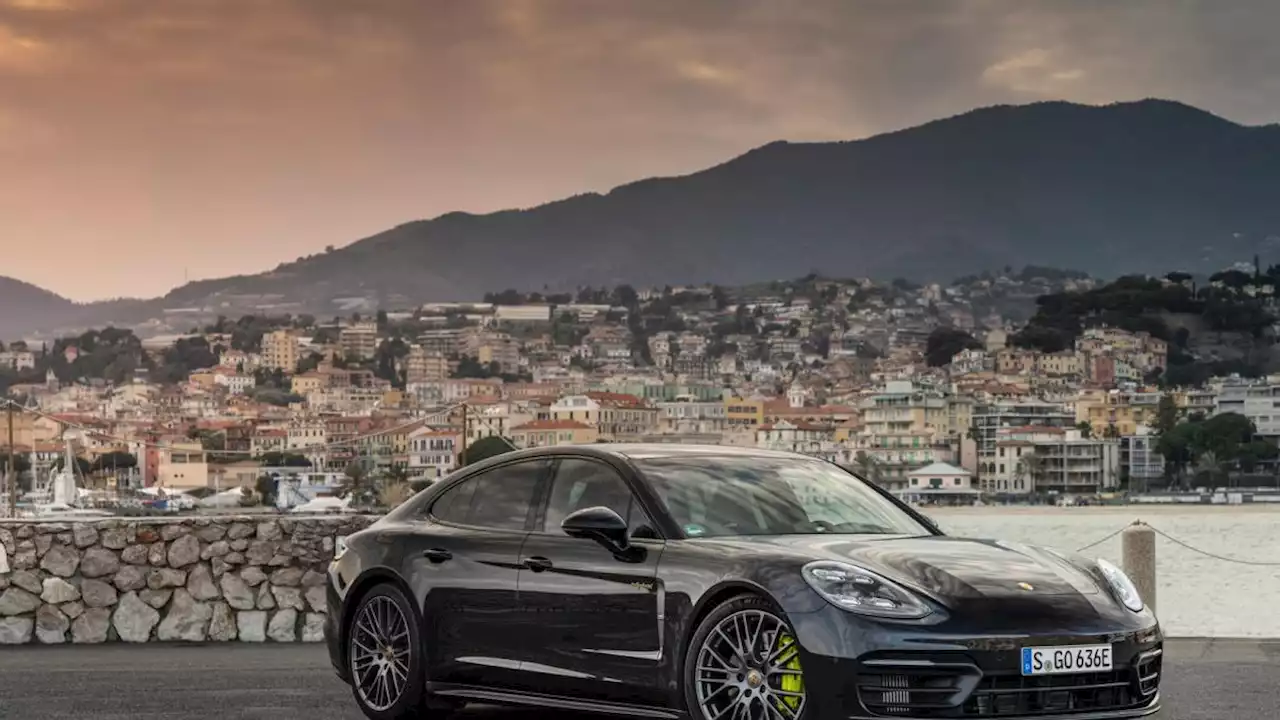 Porsche Panamera: Platinum Edition, prova dell'ibrida sportiva di lusso