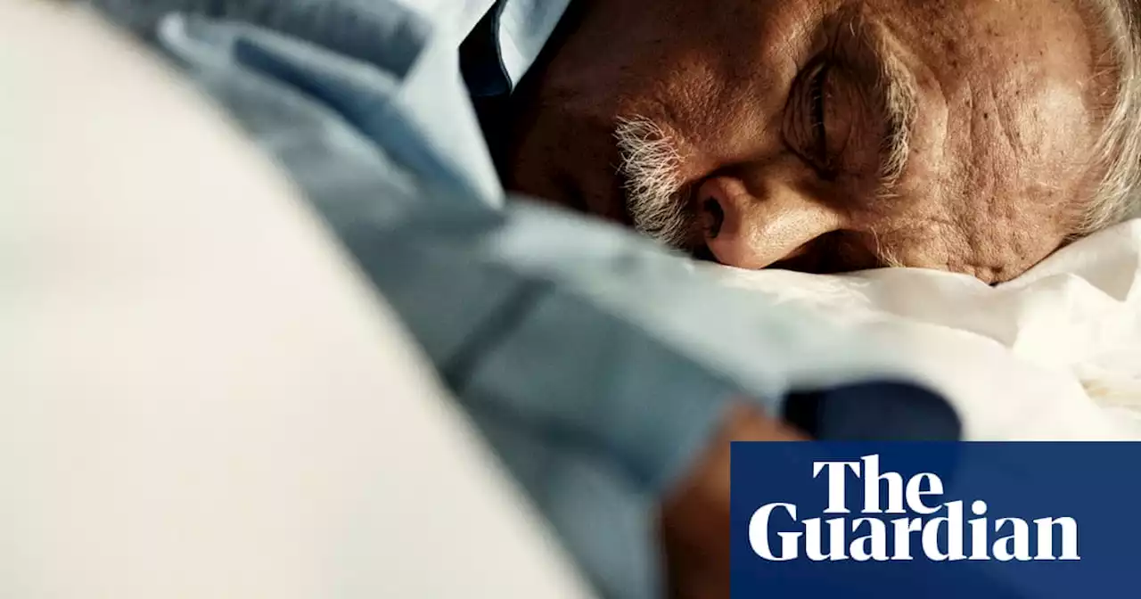 Seven hours’ sleep is ideal amount in middle to old age, study finds