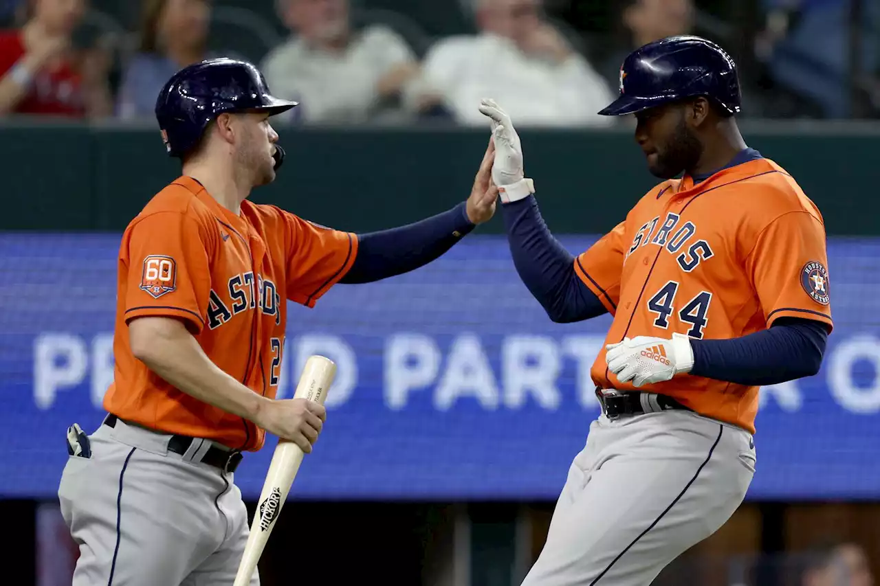 Astros insider: Outfielders strike the right notes on productive night