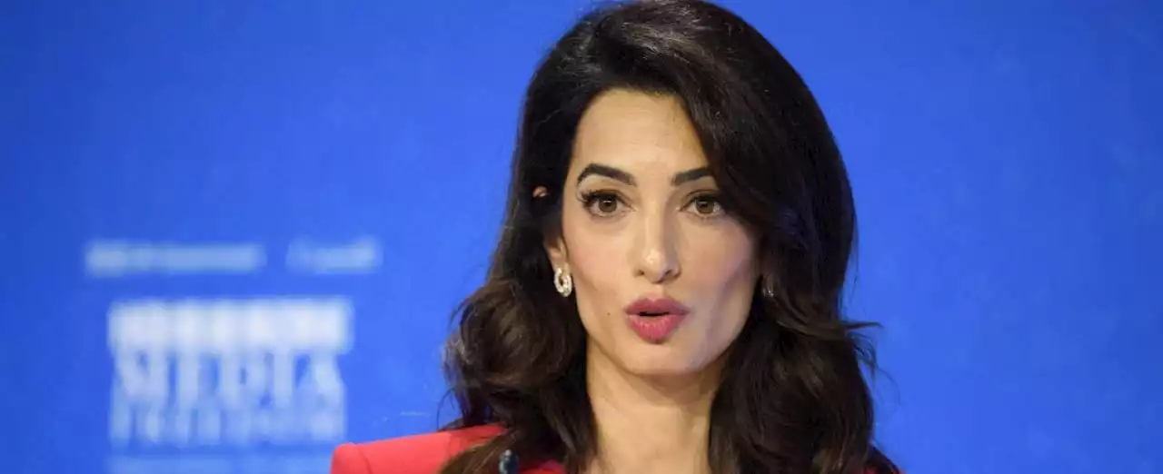 Amal Clooney: 'L'Ucraina è oggi un mattatoio, proprio nel cuore dell'Europa'